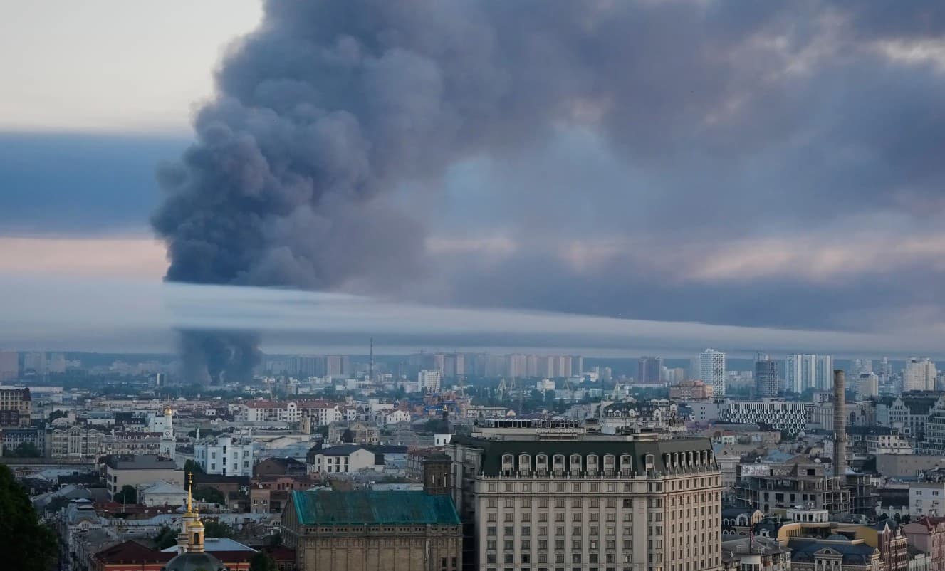 Rusia Lansa Atake Aéreu Boot ba Kyiv, Ema Nain 17 Mate no Liu 90 Kanek